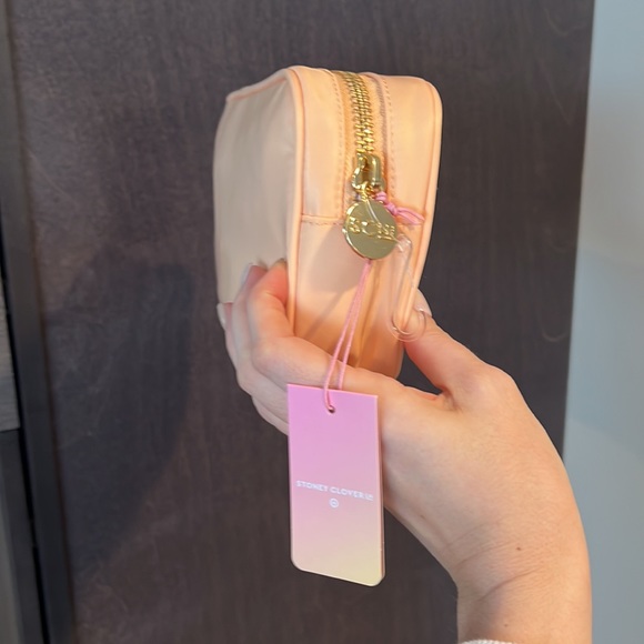 Stoney Clover Lane x Target GLAM Bag - Picture 3 of 3